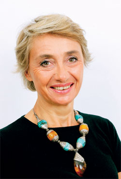Elizabeth Pastore-Reiss