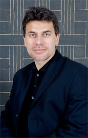 Laurent Florès