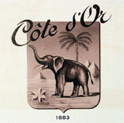 Le logo en forme de timbre poste.
L’éléphant est, au début, dirigé vers la gauche.
