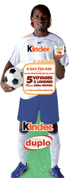 Pub Kinder avec Didier Drogba