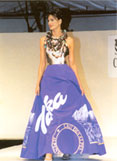 Robe au salon du chocolat en 1999, sign&eacute;e Olivier Lapidus