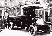 Premier autobus Renault (1906)